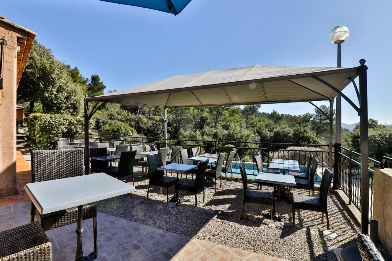 Les Arbousiers Village Hotel Provencal La Roquebrussanne Экстерьер фото