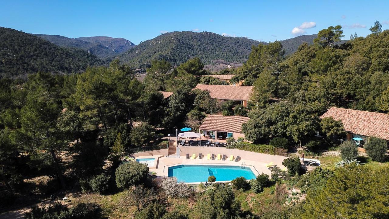 Les Arbousiers Village Hotel Provencal La Roquebrussanne Экстерьер фото